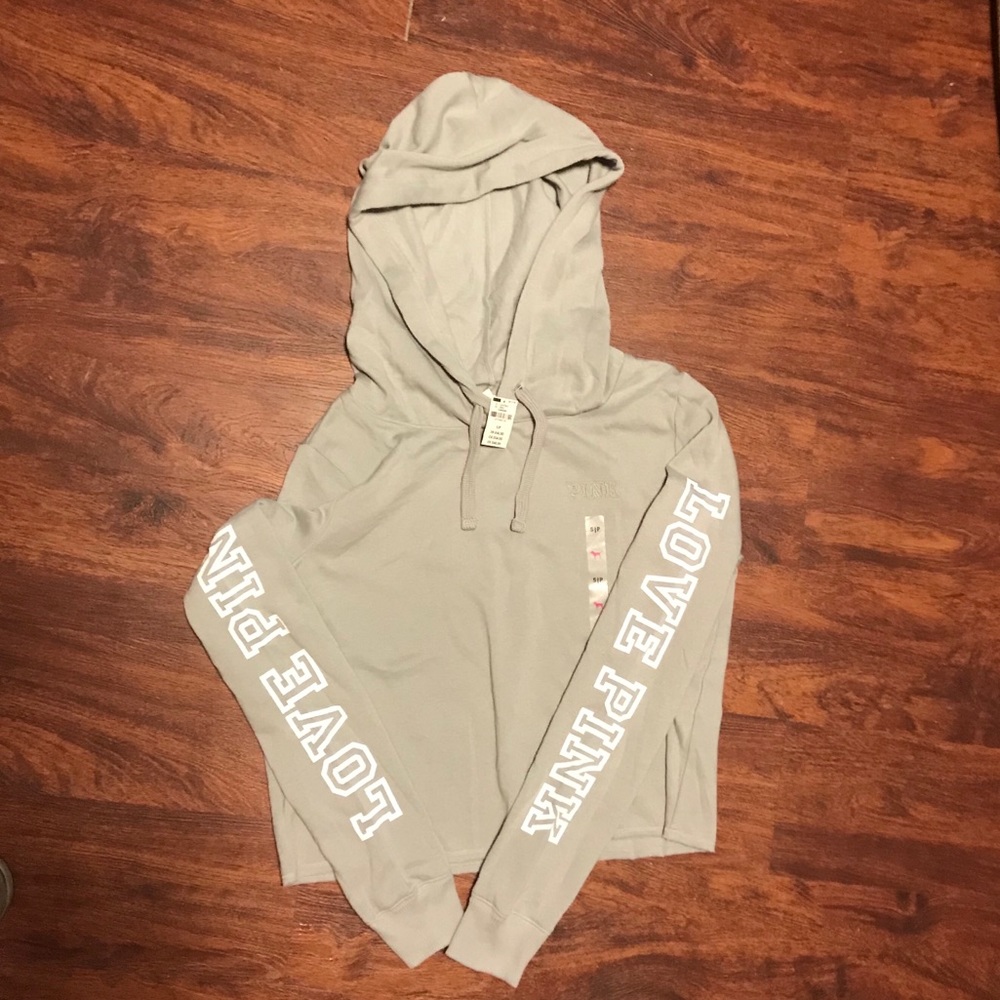 NWT cropped hoodie